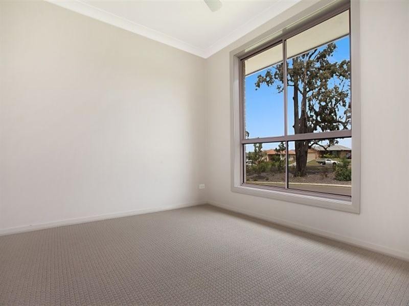 Unit 1/6 Honeysuckle Drive, Aberglasslyn NSW 2320