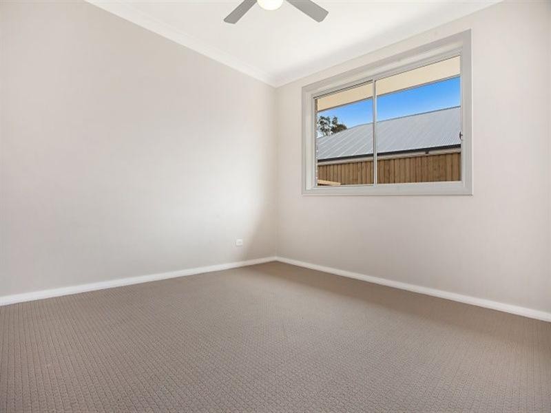 Unit 1/6 Honeysuckle Drive, Aberglasslyn NSW 2320