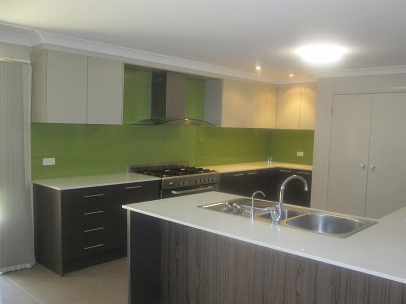 19 Honeysuckle Drive, Aberglasslyn NSW 2320