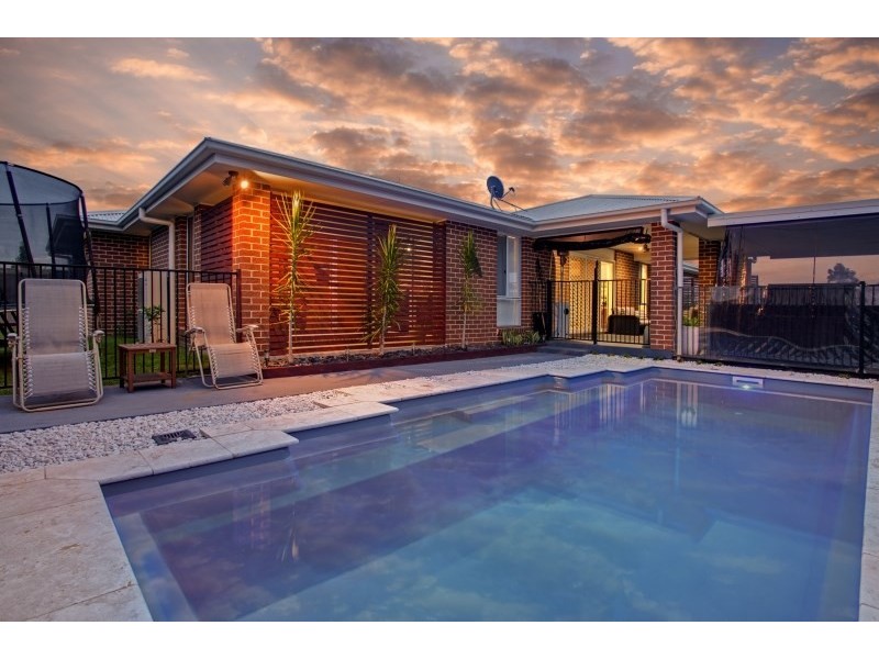 14 Woodhurst Street, Largs NSW 2320