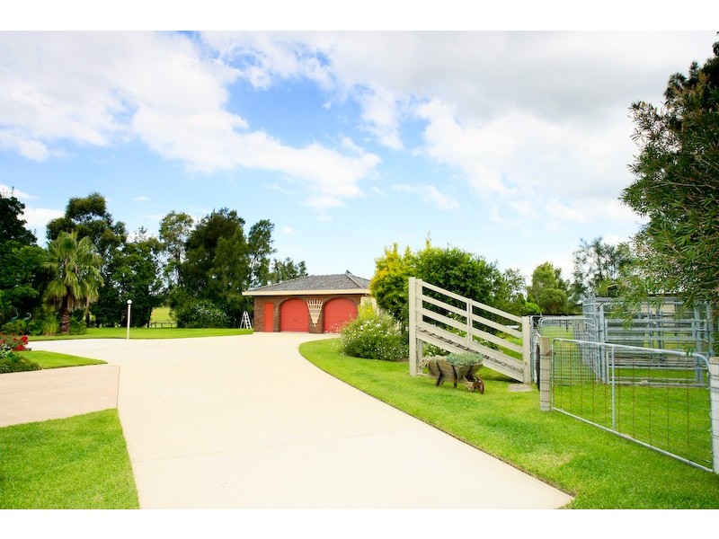 982 Paterson Road, Woodville NSW 2321