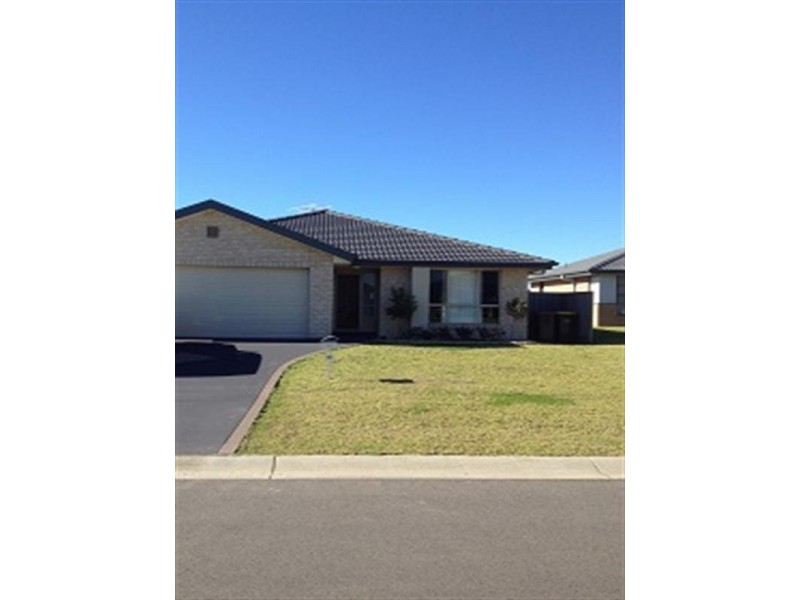 20 Fonda Avenue, Rutherford NSW 2320