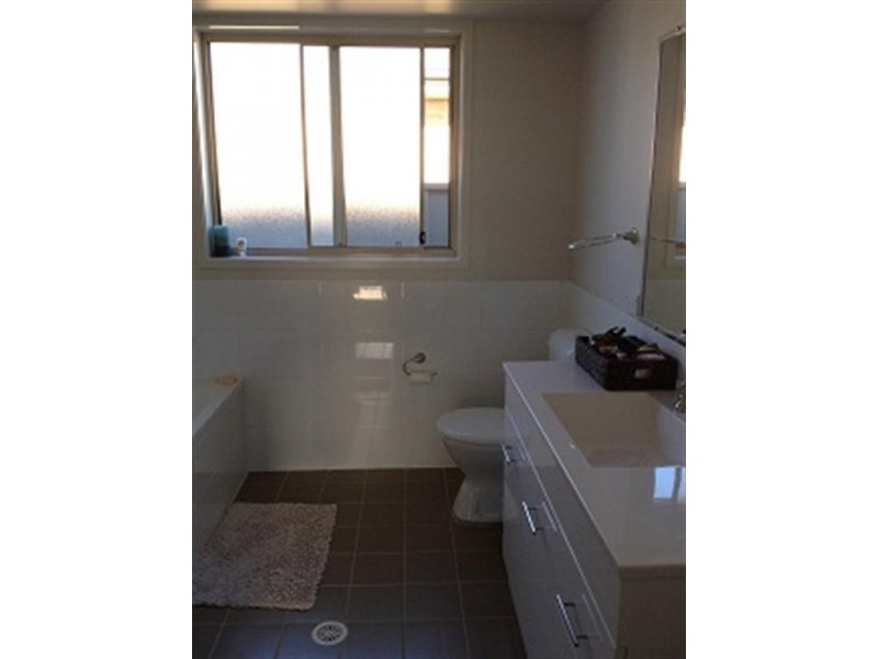 20 Fonda Avenue, Rutherford NSW 2320