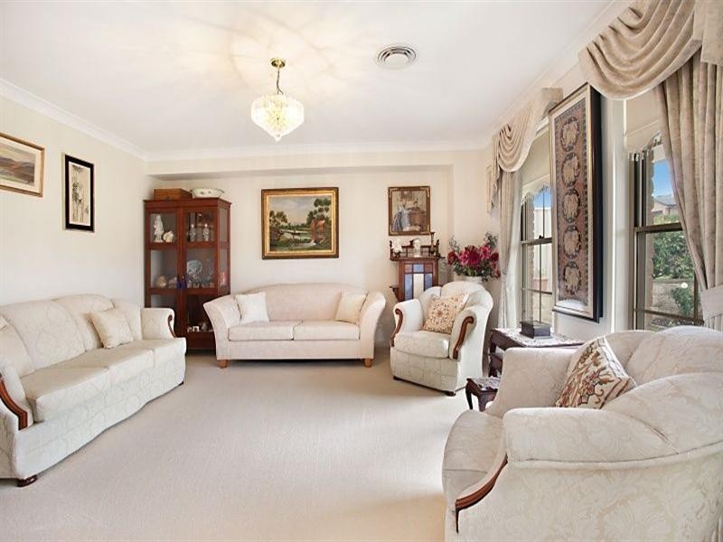 33 Stanton Drive, Raworth NSW 2321