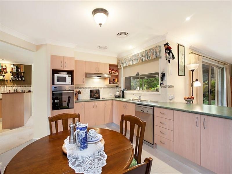 33 Stanton Drive, Raworth NSW 2321