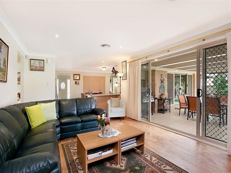 33 Stanton Drive, Raworth NSW 2321