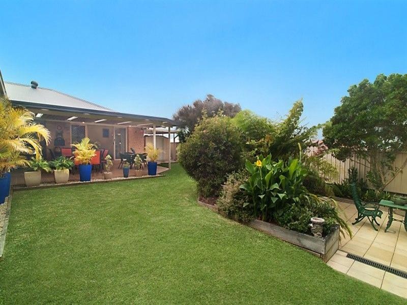 33 Stanton Drive, Raworth NSW 2321