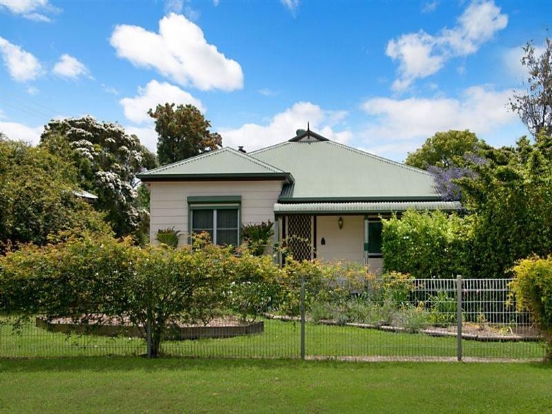 1 Market Street, Wallalong NSW 2320