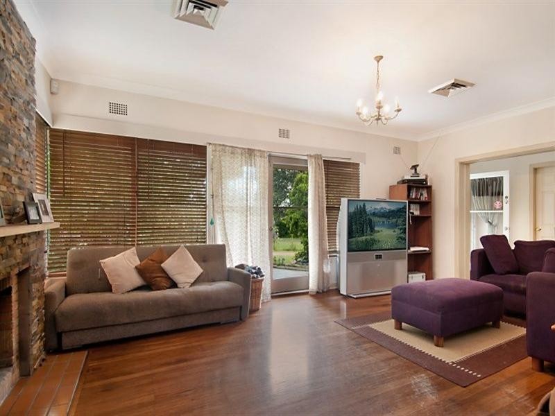 42 George Street, East Maitland NSW 2323