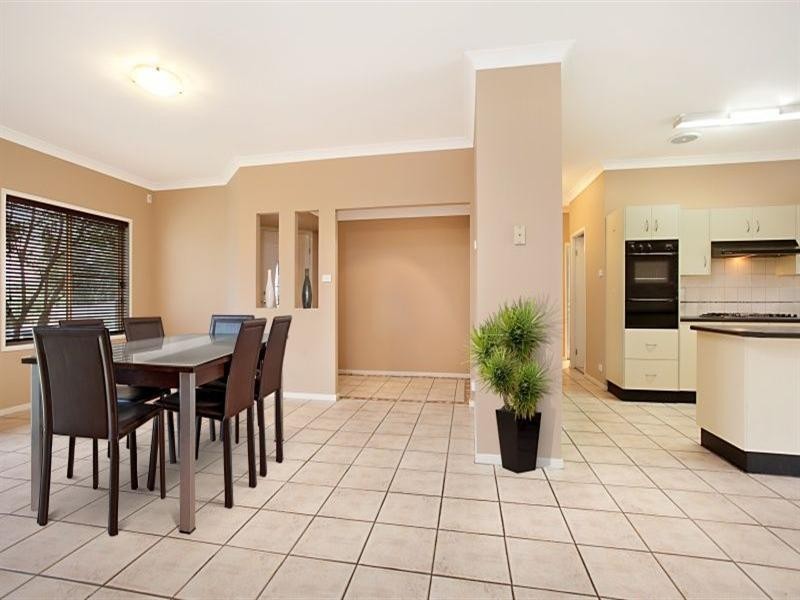 10 KILKENNY Circuit, Ashtonfield NSW 2323