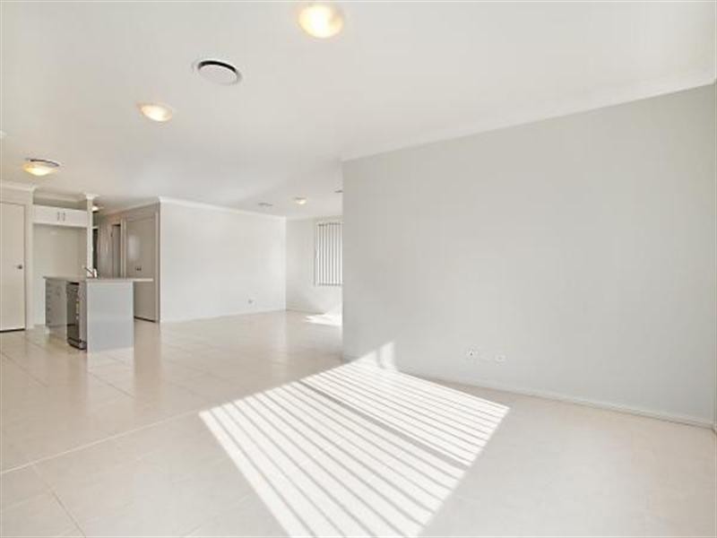 7 York Place, Raworth NSW 2321