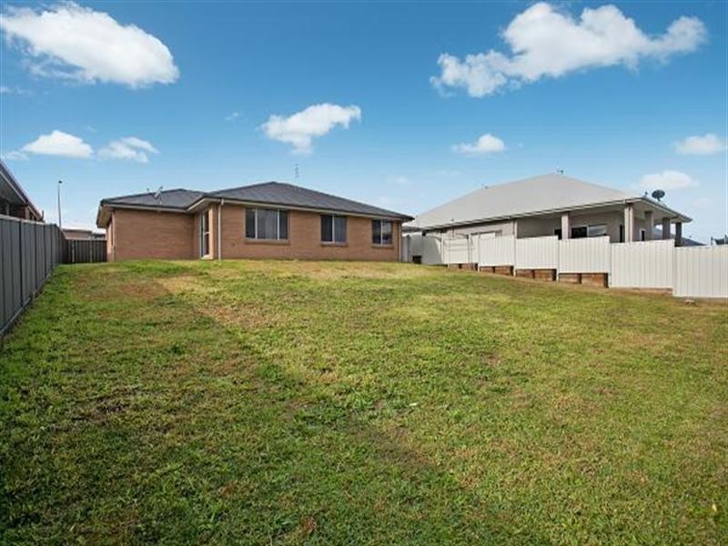 7 York Place, Raworth NSW 2321