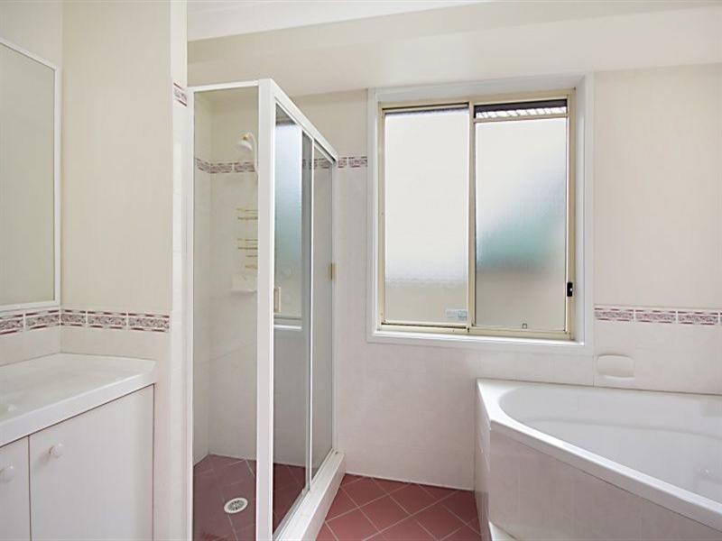 64 Airlie Street, Ashtonfield NSW 2323