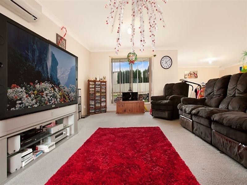 2 Mannall Close, Rutherford NSW 2320