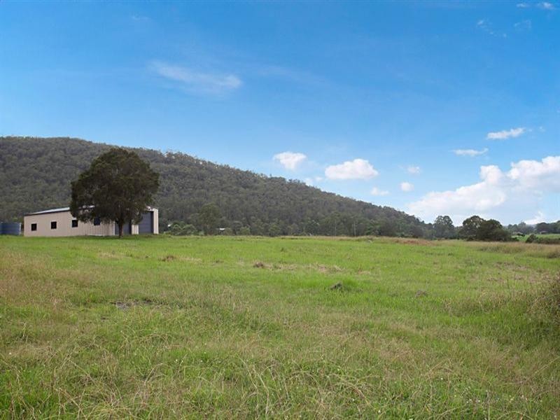 321 Martins Creek Road, Paterson NSW 2421