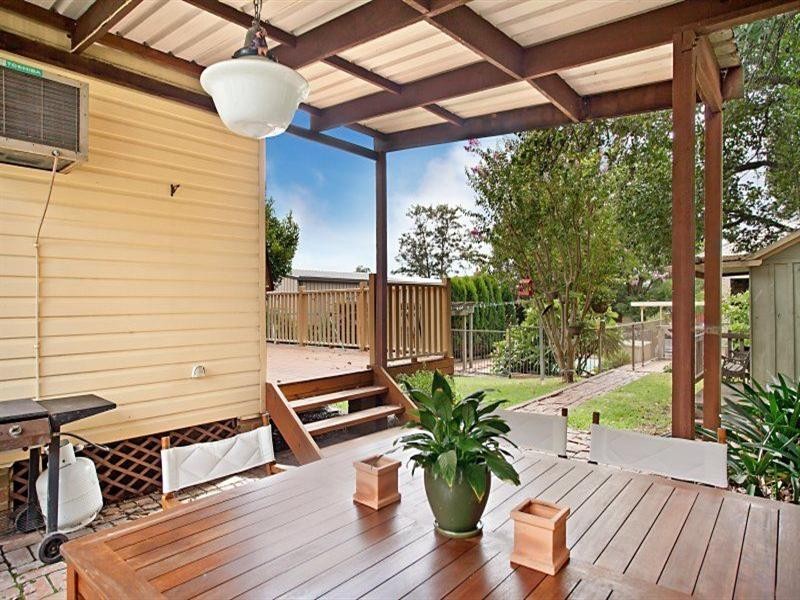 10 Lindesay Street, East Maitland NSW 2323