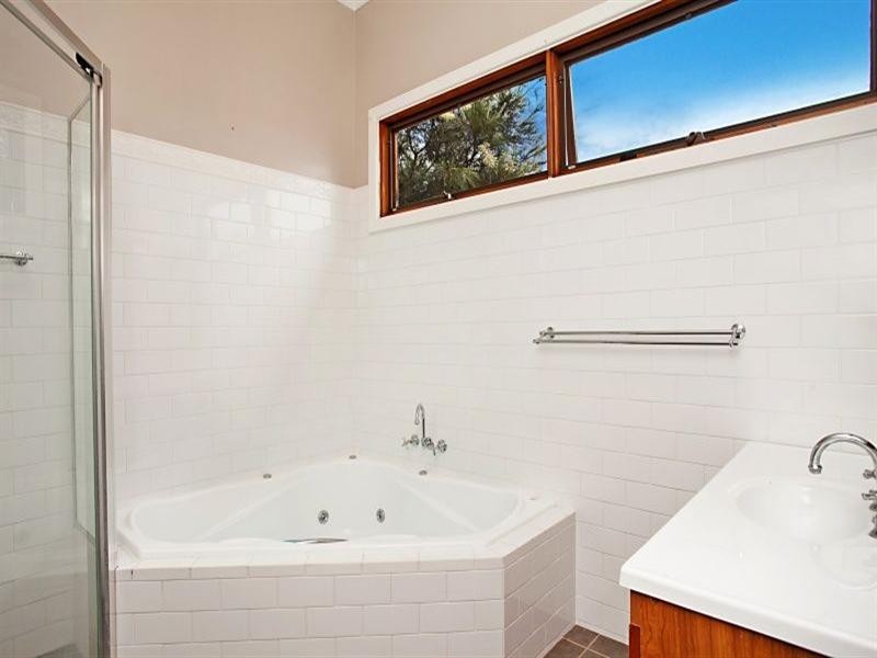 10 Lindesay Street, East Maitland NSW 2323