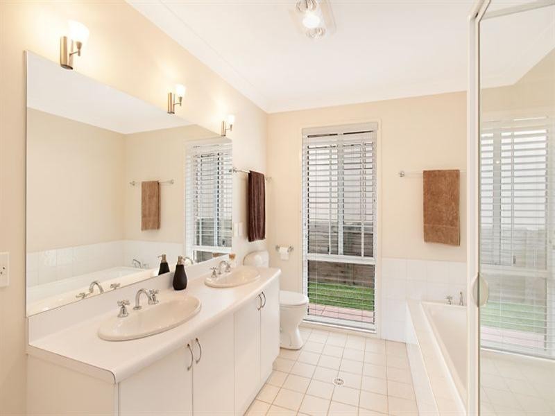 9 Stanley Close, Bolwarra Heights NSW 2320