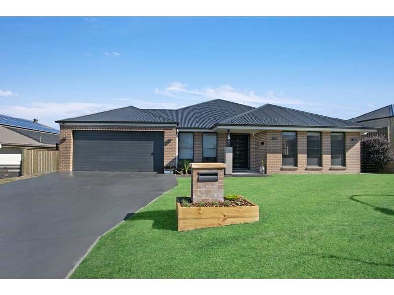 5 Shoveler Street, Aberglasslyn NSW 2320