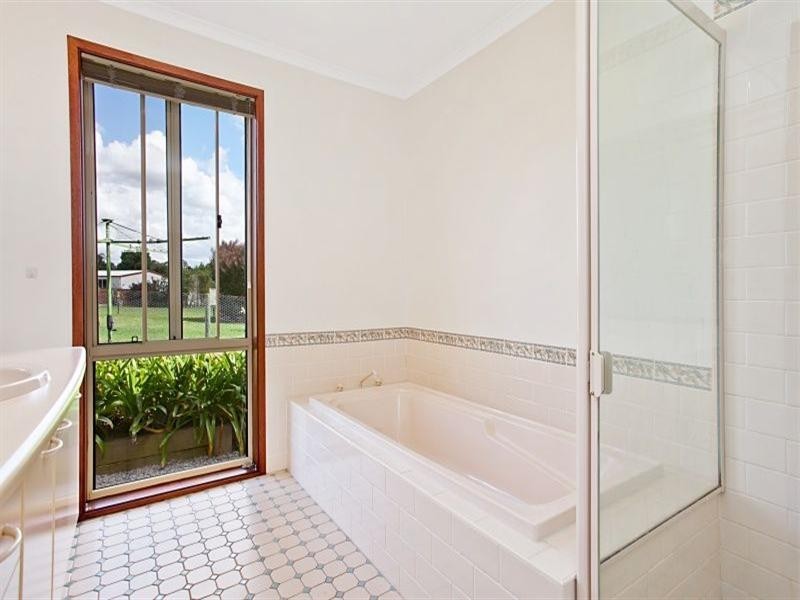 13 Glenlee Court, Thornton NSW 2322