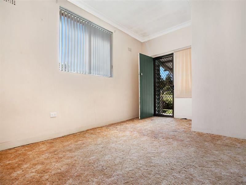 13 Tenambit Street, East Maitland NSW 2323