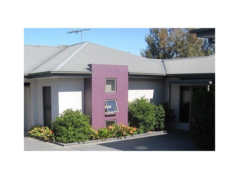 2/75 Largs Avenue, Largs NSW 2320