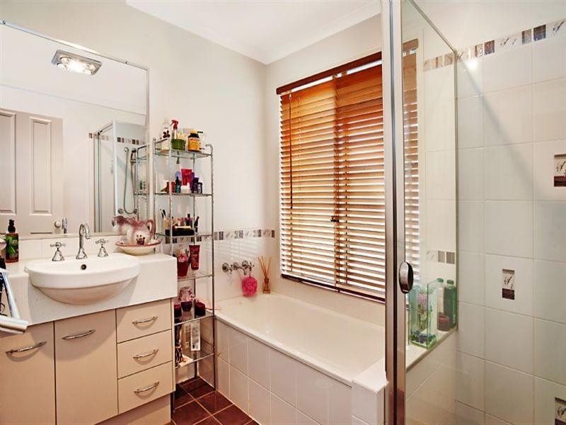 4 Stanley Close, Bolwarra Heights NSW 2320