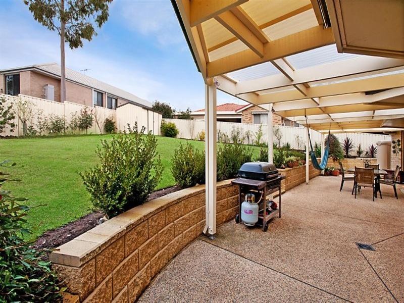 4 Stanley Close, Bolwarra Heights NSW 2320