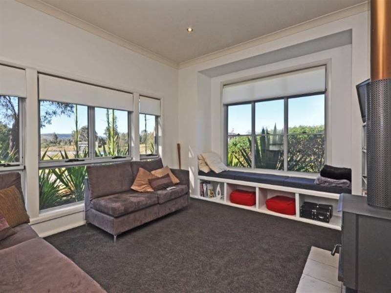 14 Spotted Gum Drive, Rothbury NSW 2320