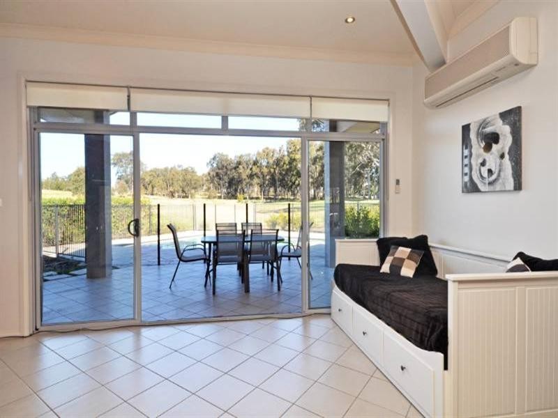 14 Spotted Gum Drive, Rothbury NSW 2320