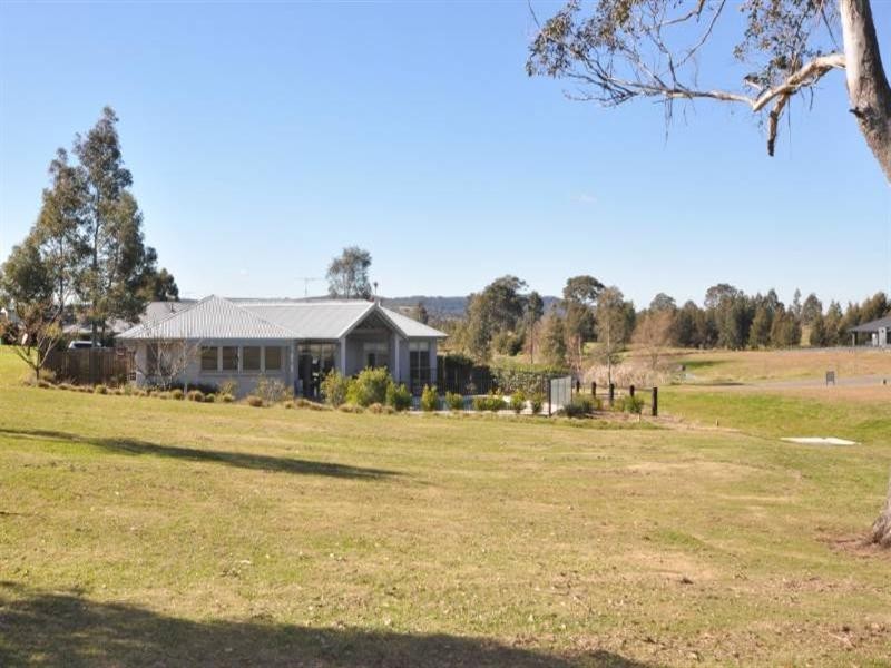 14 Spotted Gum Drive, Rothbury NSW 2320