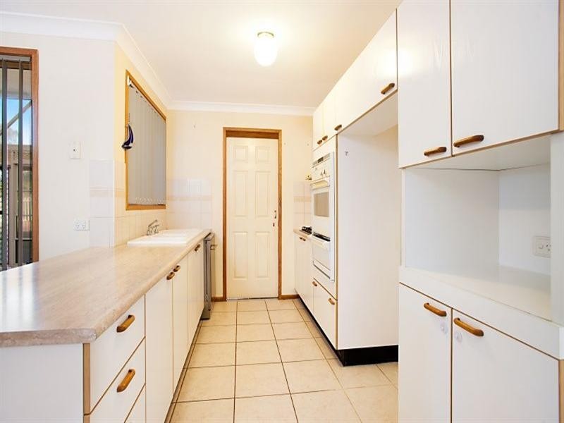 10 Kirkman Close, Thornton NSW 2322