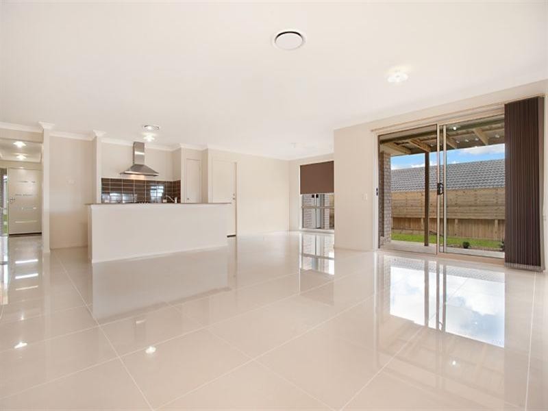 14 Coolabah Street, Aberglasslyn NSW 2320