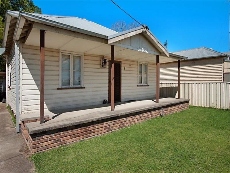 9 Wallace Street, South Maitland NSW 2320