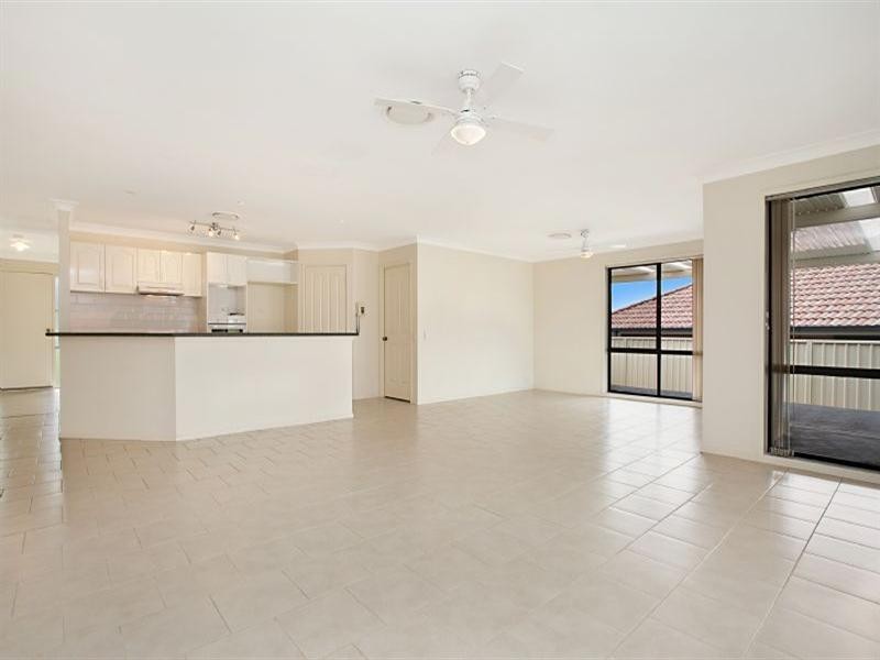 27 Pyalla Avenue, Aberglasslyn NSW 2320