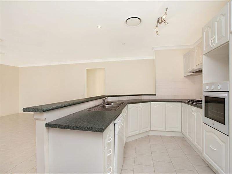 27 Pyalla Avenue, Aberglasslyn NSW 2320