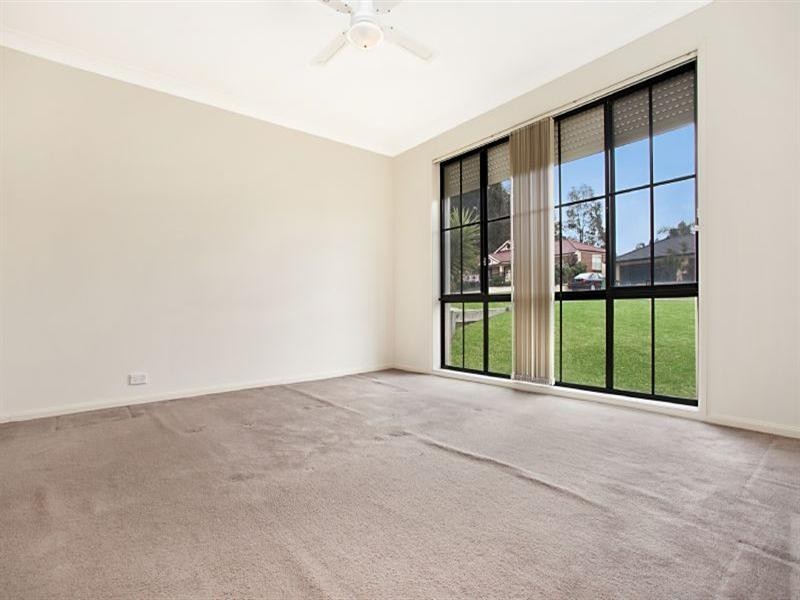 27 Pyalla Avenue, Aberglasslyn NSW 2320