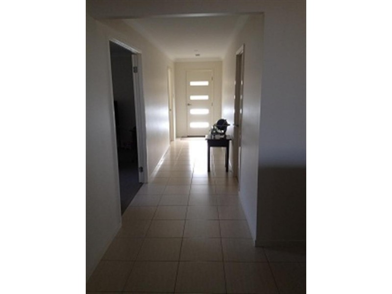 16 Honeysuckle Drive, Aberglasslyn NSW 2320