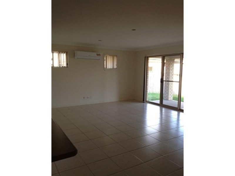 16 Honeysuckle Drive, Aberglasslyn NSW 2320