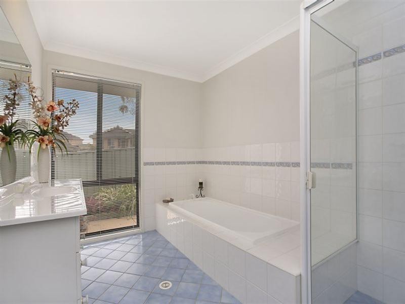 60 Ballydoyle Drive, Ashtonfield NSW 2323