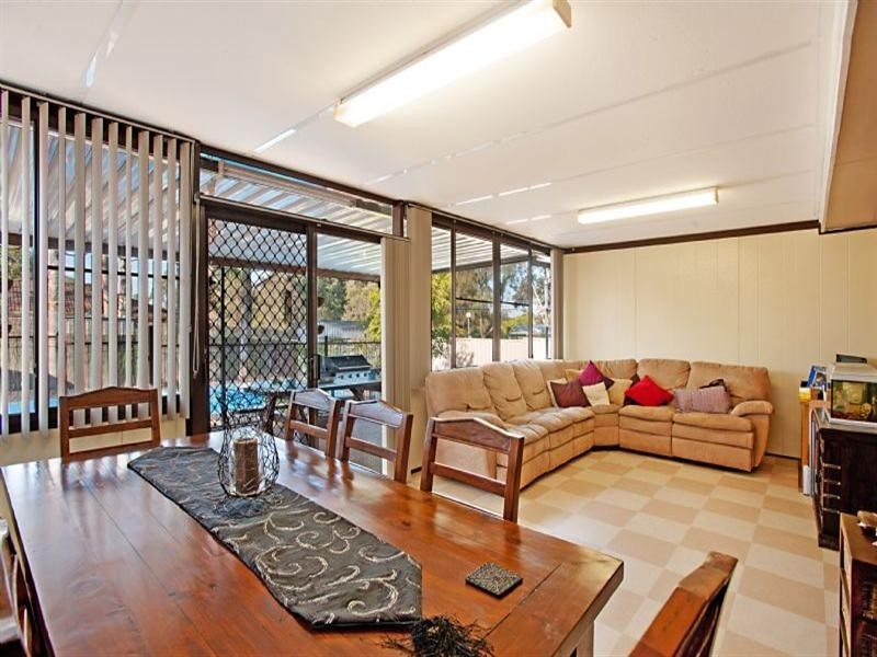 1 Eucalyptus Crescent, Metford NSW 2323
