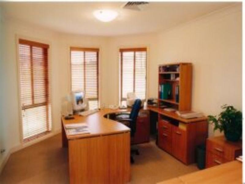 51 Lochend Circuit, East Maitland NSW 2323