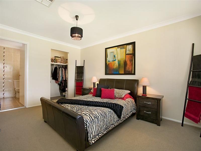 8 Wilton Drive, East Maitland NSW 2323