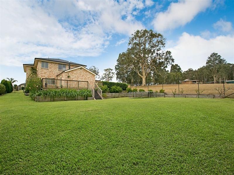 8 Wilton Drive, East Maitland NSW 2323