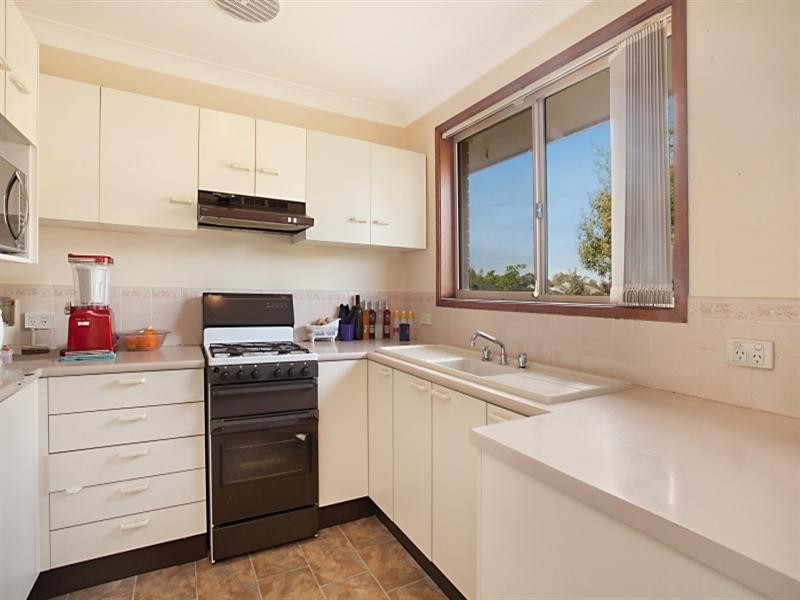 6 Squadron Crescent, Rutherford NSW 2320