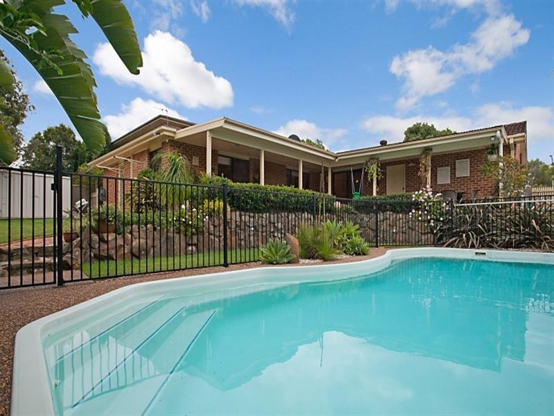 33 Corina Avenue, Bolwarra Heights NSW 2320