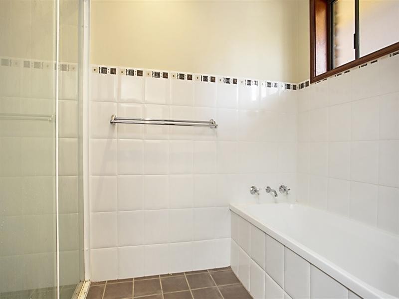 27 Corina Avenue, Bolwarra Heights NSW 2320