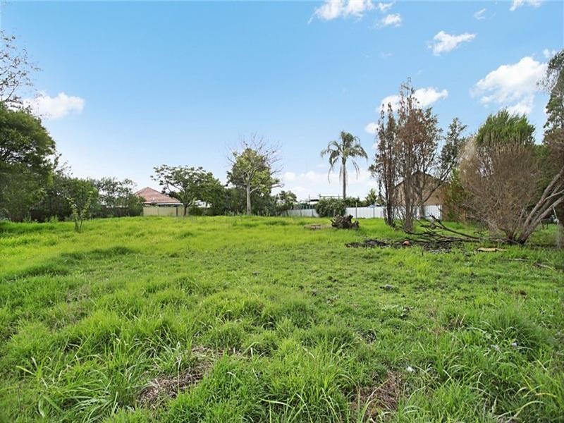2, 4 and 6 Third Avenue, Rutherford NSW 2320