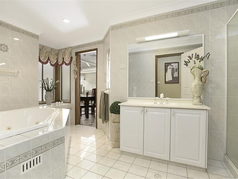 11 Brampton Close, Ashtonfield NSW 2323