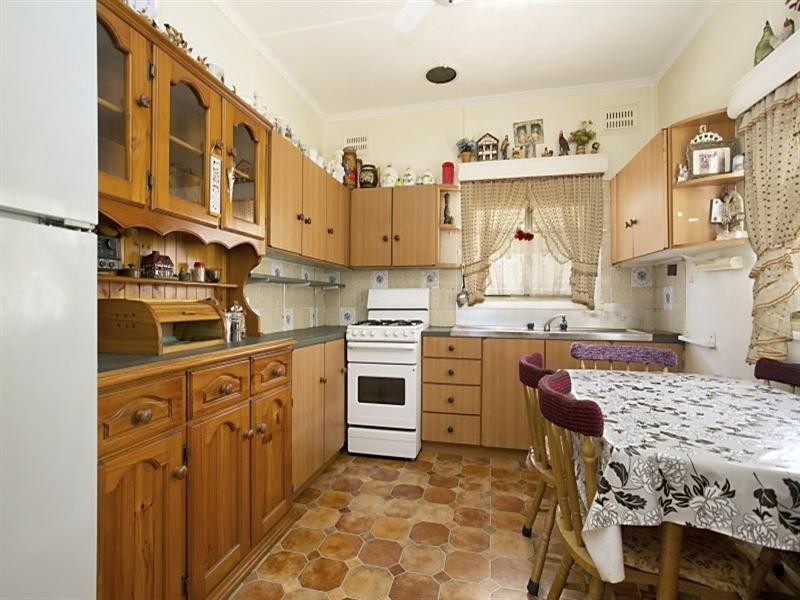 24 King Street, East Maitland NSW 2323